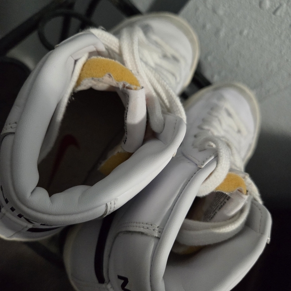 Women's Blazer Mid '77 Sneakers - Picture 5 of 6